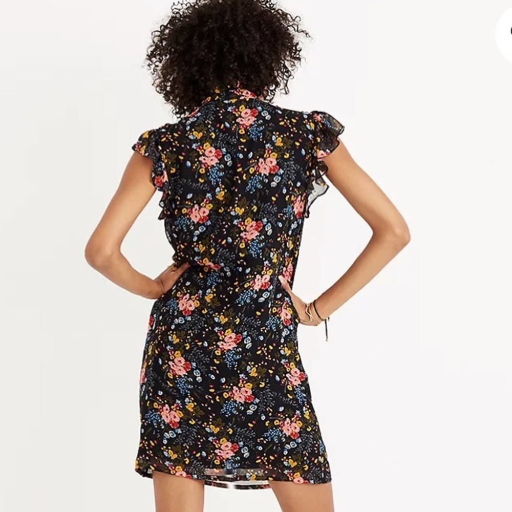 Floral Ruffle Sleeve Dress - Picture 4 of 10